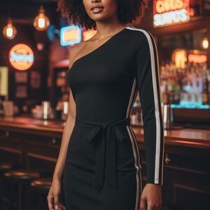 WinWin Black One-Shoulder Asymmetrical Dress with White Stripes